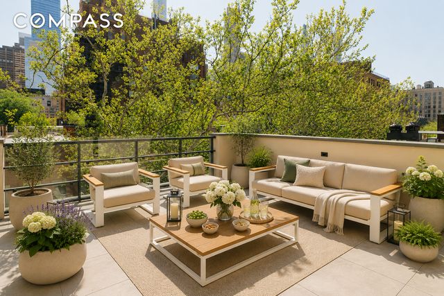 165 E 64th Street TWNHSE, New York City, NY 10065