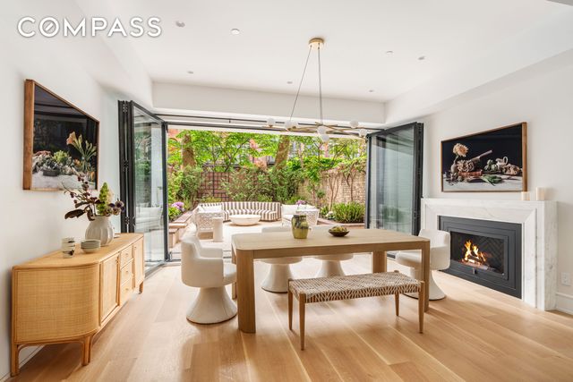 165 E 64th Street TWNHSE, New York City, NY 10065