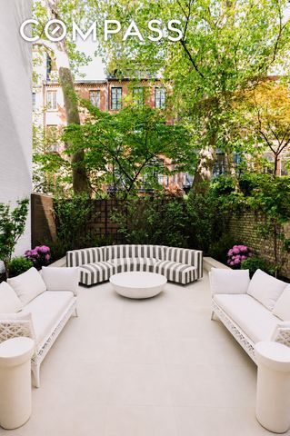 165 E 64th Street TWNHSE, New York City, NY 10065