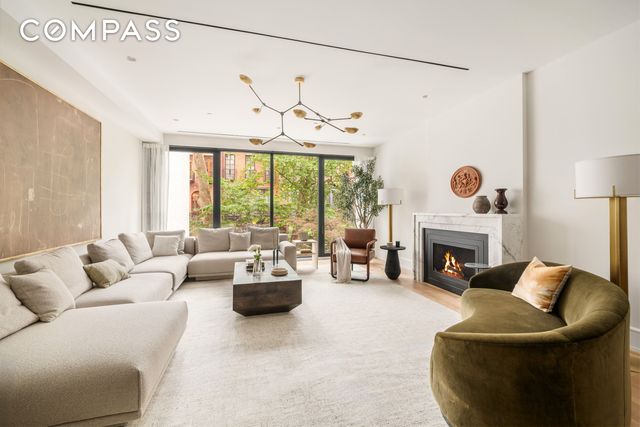 165 E 64th Street TWNHSE, New York City, NY 10065