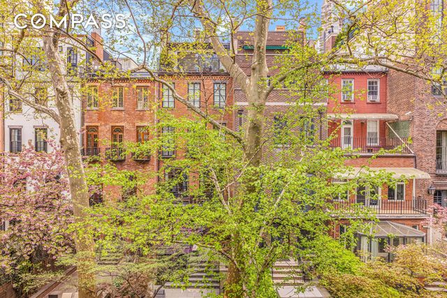 165 E 64th Street TWNHSE, New York City, NY 10065