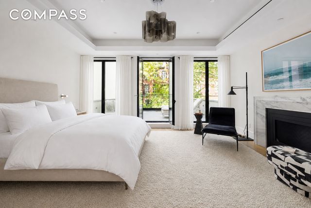 165 E 64th Street TWNHSE, New York City, NY 10065