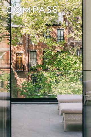 165 E 64th Street TWNHSE, New York City, NY 10065