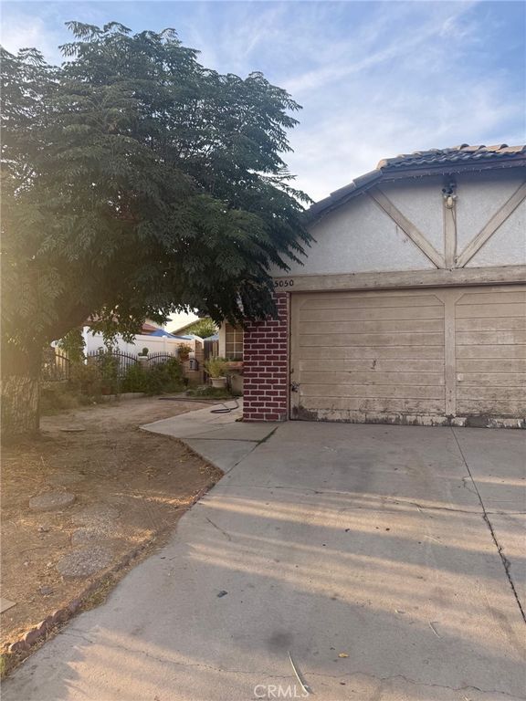 25050 Dana, Moreno Valley, CA 92551 — exterior