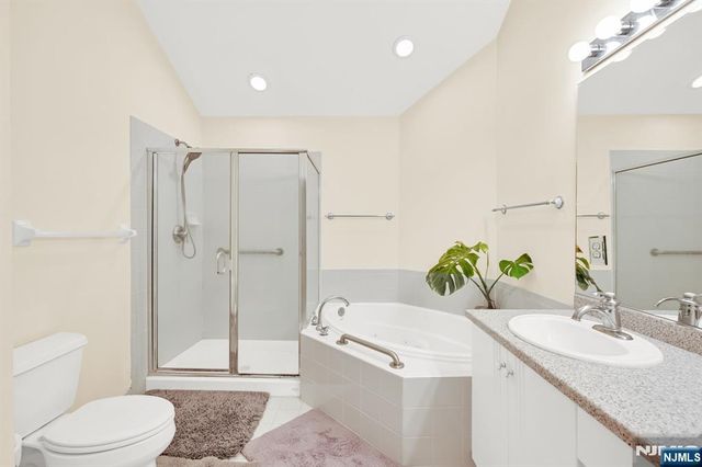 717 Regal Boulevard, Livingston, NJ 07039