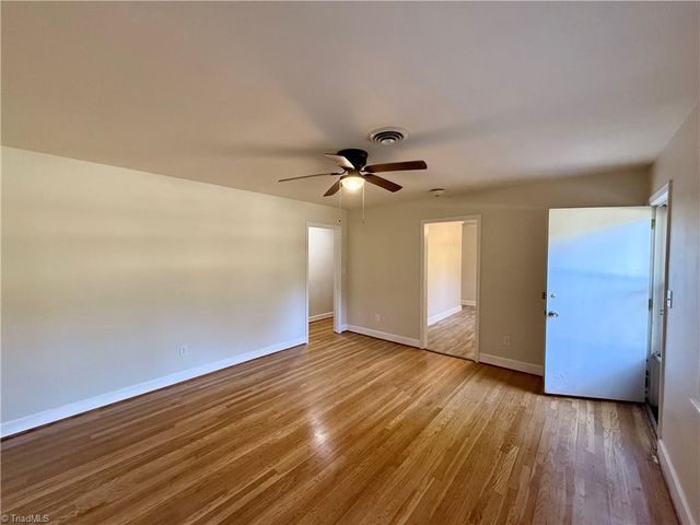 316 Old Hollow Road, Winston-salem, NC 27105
