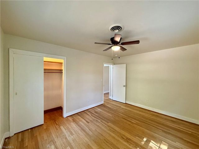 316 Old Hollow Road, Winston-salem, NC 27105