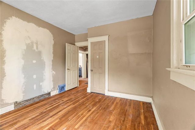 4024 Montgall Avenue, Kansas City, MO 64130
