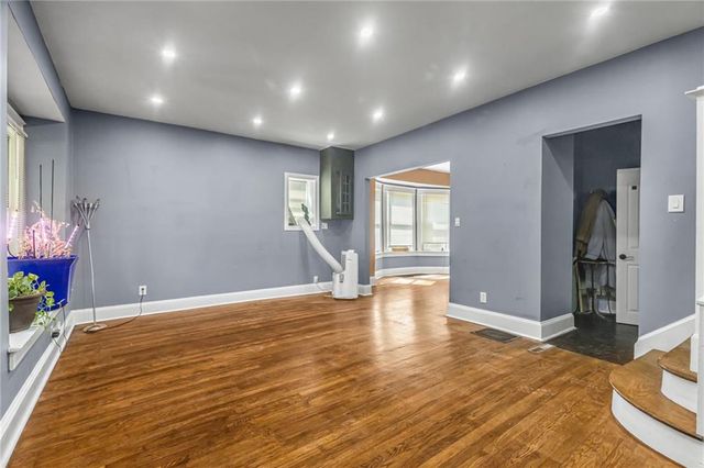 4024 Montgall Avenue, Kansas City, MO 64130