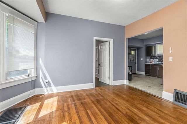 4024 Montgall Avenue, Kansas City, MO 64130