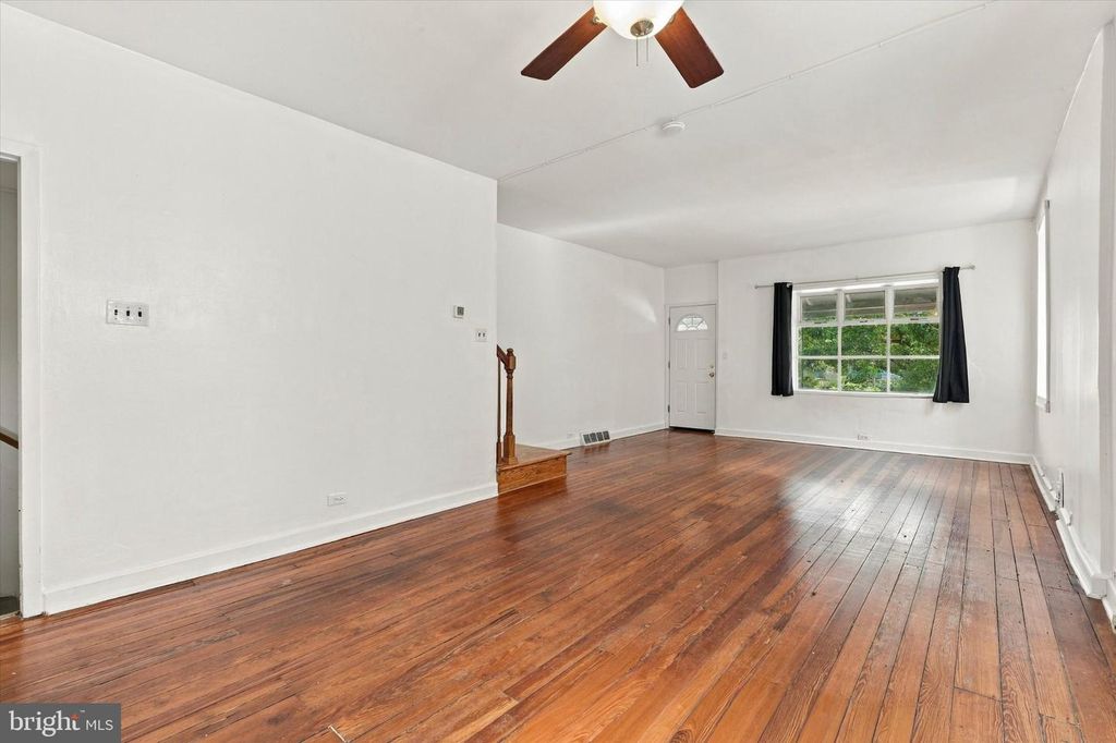 314 GATES ST, PHILADELPHIA, PA 19128 — photo 3