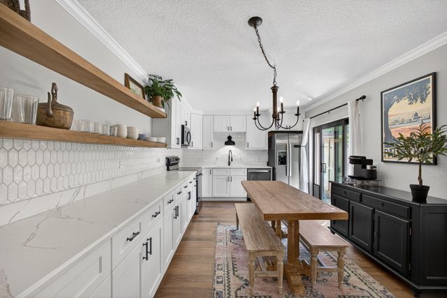 711 7th Lane, Palm Beach Gardens, FL 33418