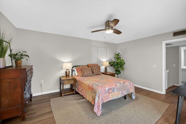 711 7th Lane, Palm Beach Gardens, FL 33418