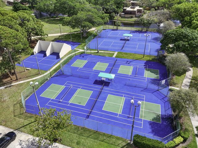 711 7th Lane, Palm Beach Gardens, FL 33418