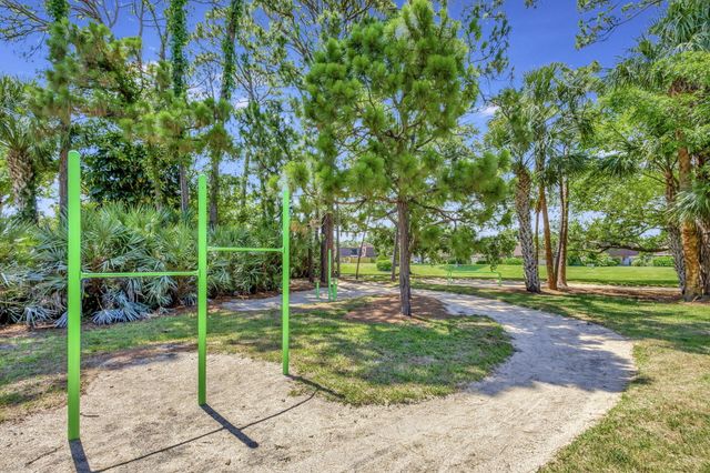 711 7th Lane, Palm Beach Gardens, FL 33418