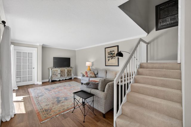 711 7th Lane, Palm Beach Gardens, FL 33418