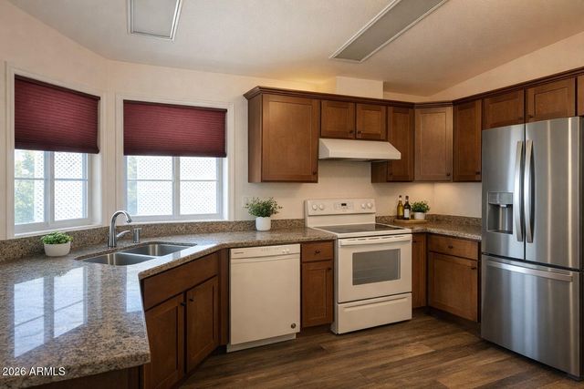 3700 S Tomahawk Road 13, Apache Junction, AZ 85119