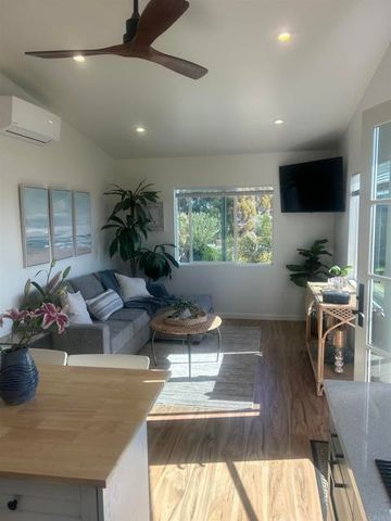 337 S. Barnwell St., Oceanside, CA 92054