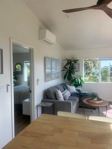 337 S. Barnwell St., Oceanside, CA 92054