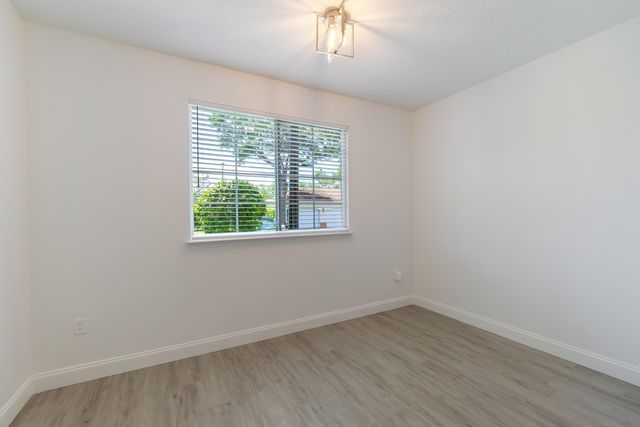 9873 Baywinds Drive 5107, West Palm Beach, FL 33411