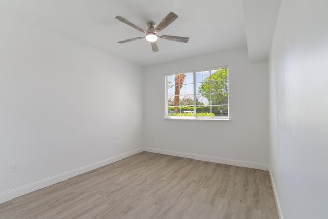 9873 Baywinds Drive 5107, West Palm Beach, FL 33411