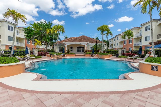 9873 Baywinds Drive 5107, West Palm Beach, FL 33411