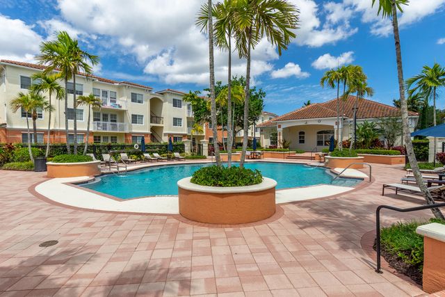 9873 Baywinds Drive 5107, West Palm Beach, FL 33411