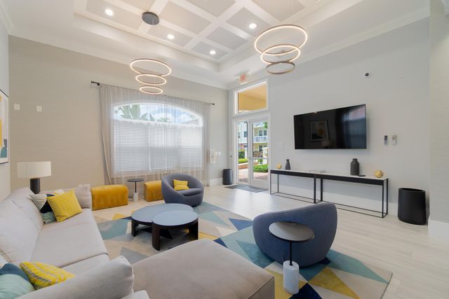 9873 Baywinds Drive 5107, West Palm Beach, FL 33411