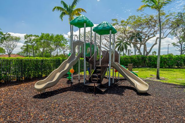 9873 Baywinds Drive 5107, West Palm Beach, FL 33411