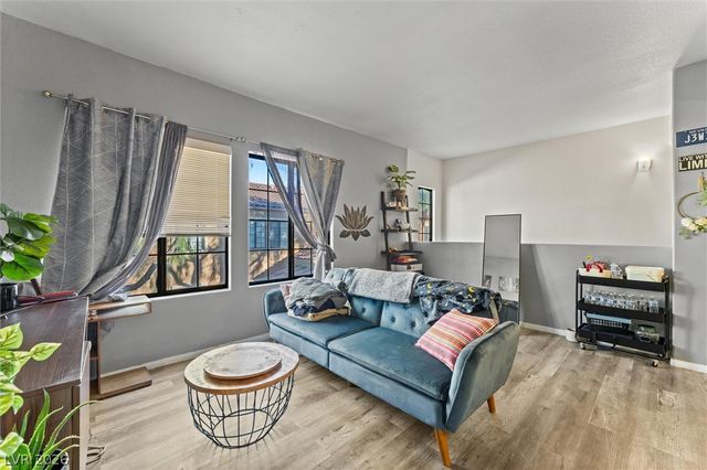 2041 Hussium Hills Street 207, Las Vegas, NV 89108