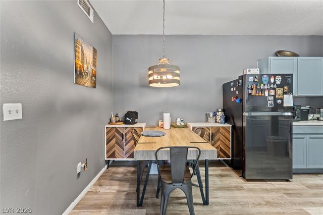 2041 Hussium Hills Street 207, Las Vegas, NV 89108