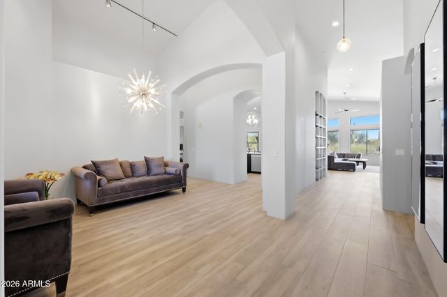 6017 E DALE Lane, Cave Creek, AZ 85331