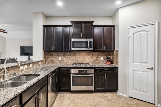 416 Hideaway Road, Mckinney, TX 75072