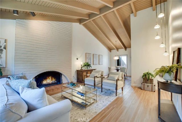 2354 8th Street, La Verne, CA 91750