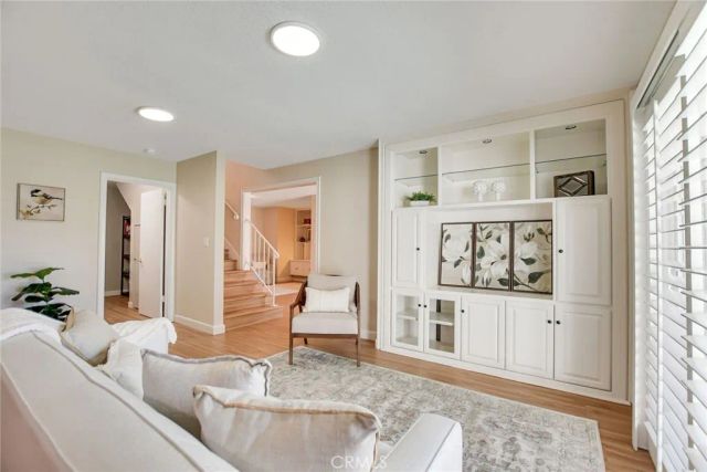2354 8th Street, La Verne, CA 91750