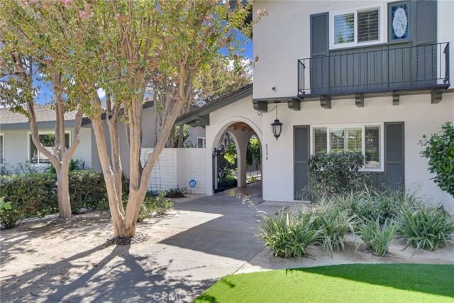 2354 8th Street, La Verne, CA 91750