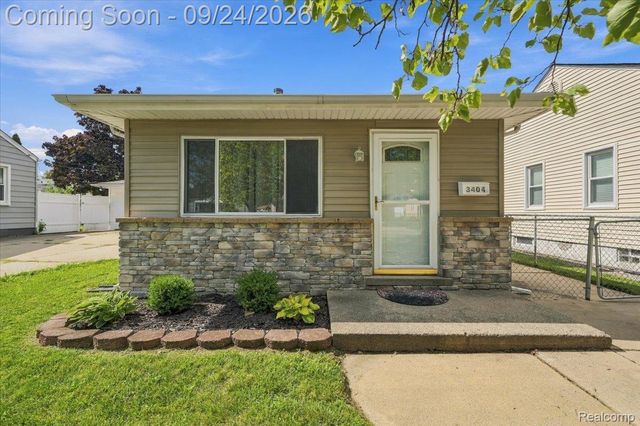 3404 15th Street, Wyandotte, MI 48192