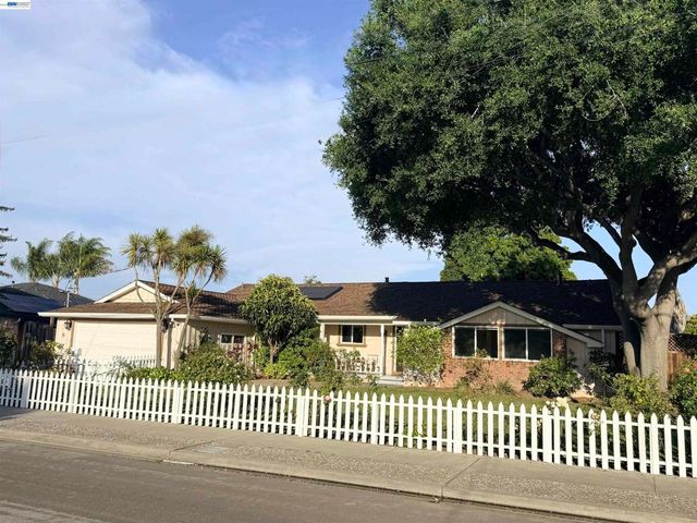 4414 GROVER DR, Fremont, CA 94536