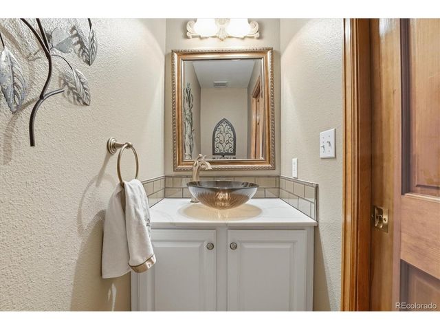 15730 E Powers Dr, Centennial, CO 80015