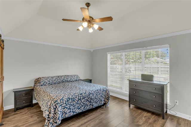 5613 Landsdown Drive, Waco, TX 76708