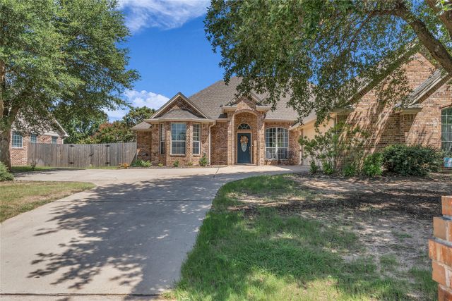 5613 Landsdown Drive, Waco, TX 76708