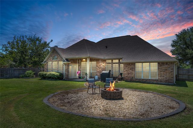 5613 Landsdown Drive, Waco, TX 76708