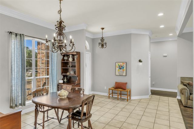 5613 Landsdown Drive, Waco, TX 76708