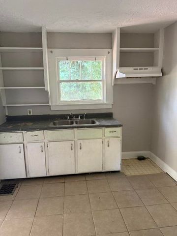 818 1st Avenue, Frankfort, KY 40601
