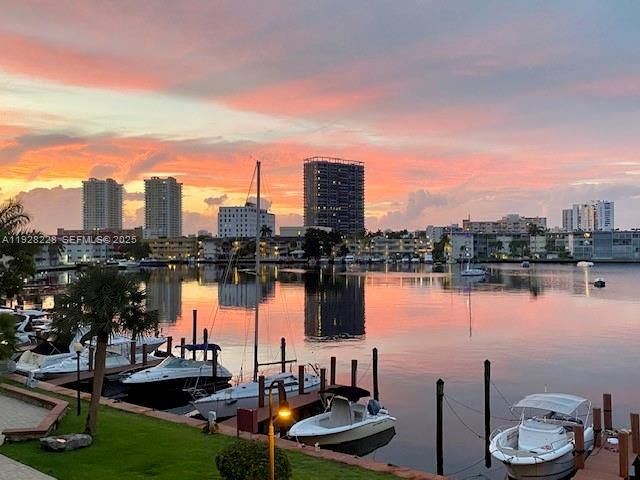 400 Golden Isles Dr 6, Hallandale Beach, FL 33009