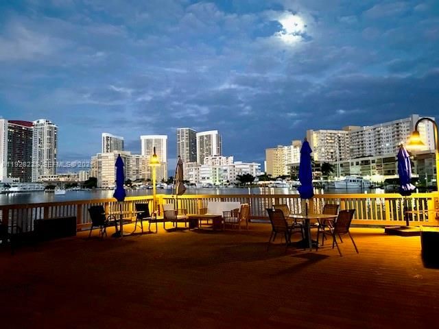 400 Golden Isles Dr 6, Hallandale Beach, FL 33009