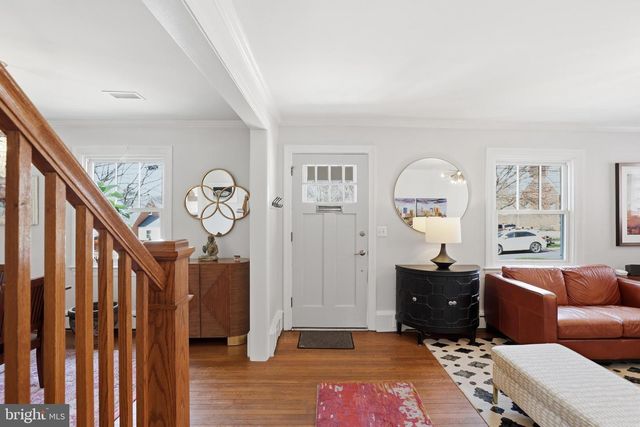 6020 20TH ST N, Arlington, VA 22205