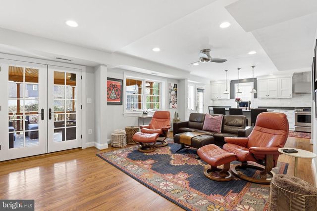 6020 20TH ST N, Arlington, VA 22205