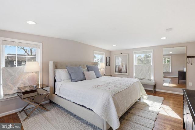 6020 20TH ST N, Arlington, VA 22205