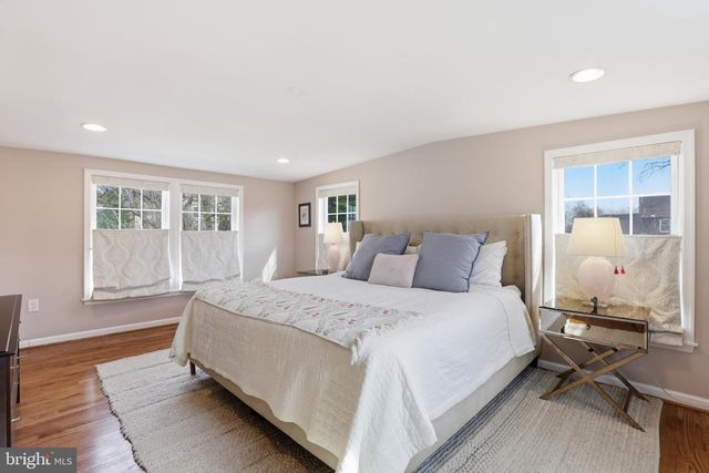 6020 20TH ST N, Arlington, VA 22205